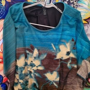 Beautiful vibrant Fall Top